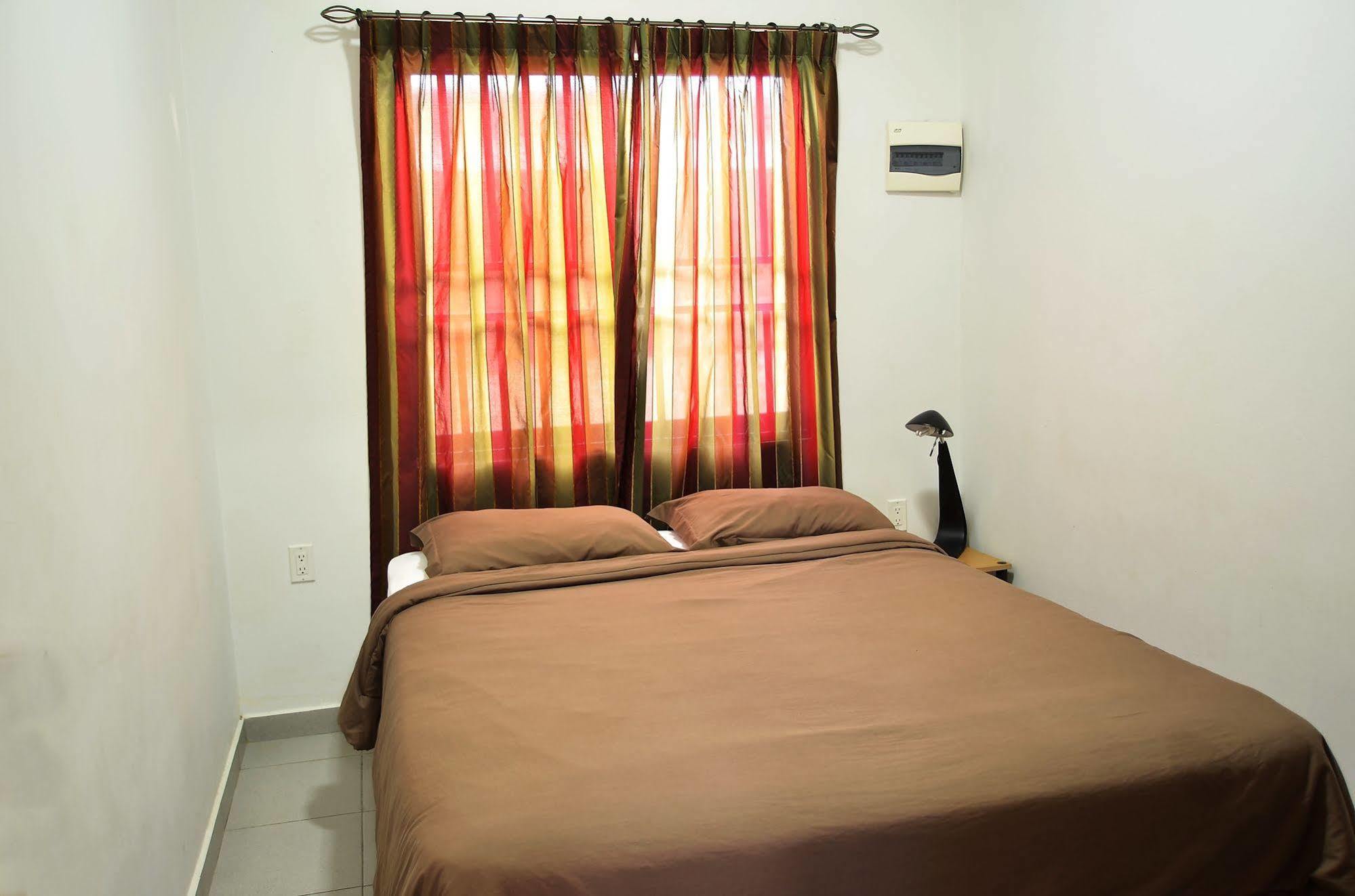 Rachel'S Apartments Парамарибо Екстериор снимка
